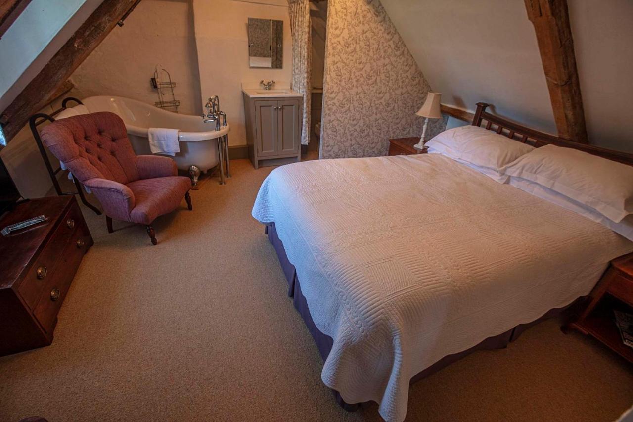 Carrick'S At Castle Farm Hotel Swanton Morley Eksteriør billede