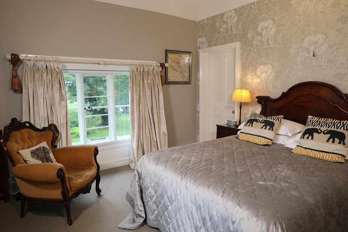 Carrick'S At Castle Farm Hotel Swanton Morley Eksteriør billede